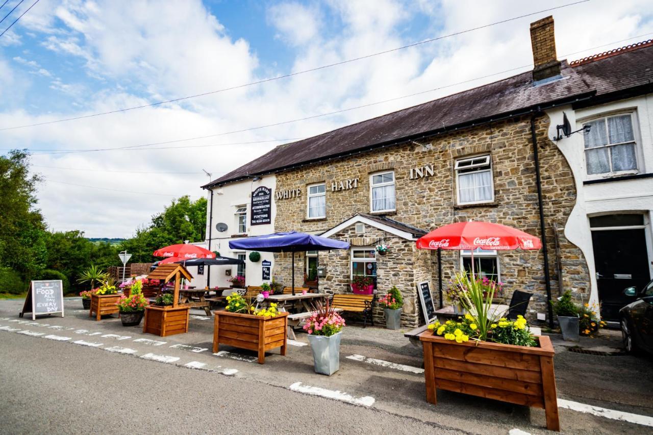 The White Hart Inn Llandeilo Buitenkant foto